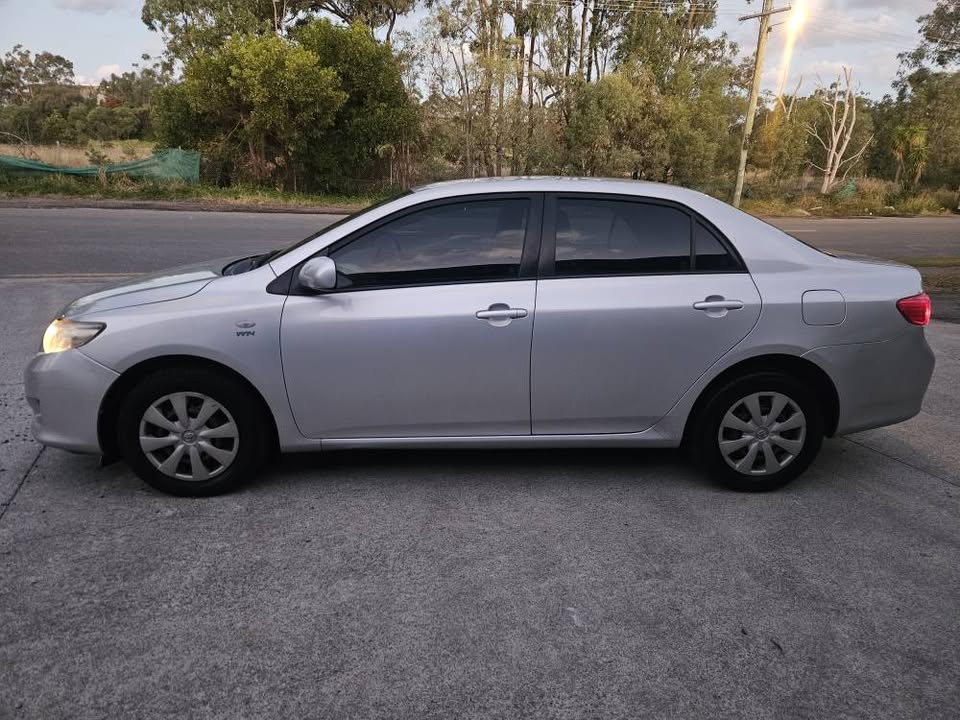 2009 Toyota corolla ascent manual sedan easy finance 7.jpg